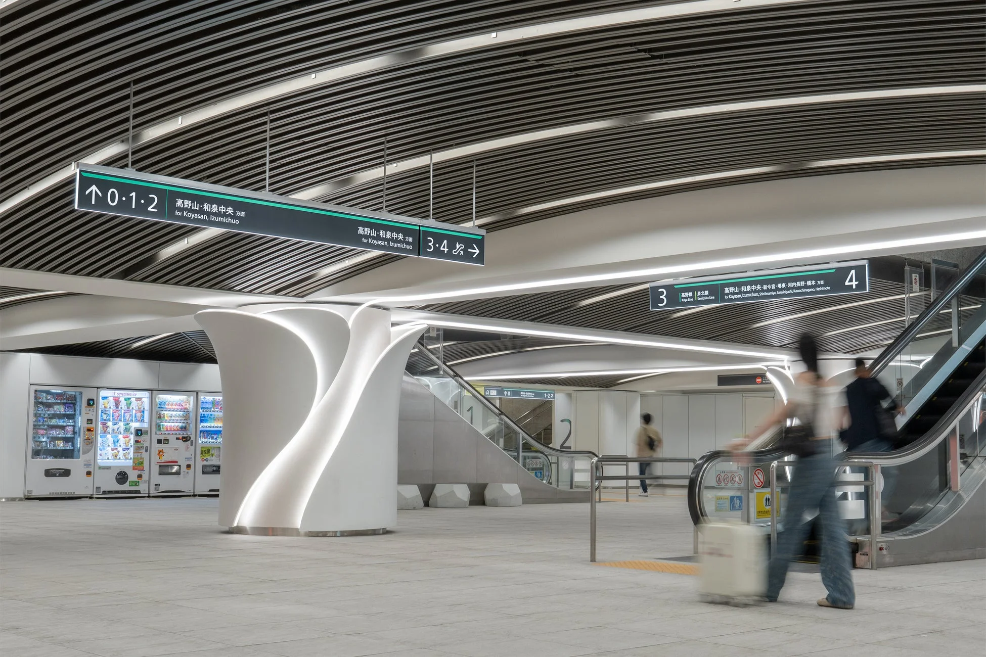南海電鉄 駅サインリニューアル
