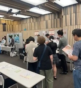 イベント会場での販売会の様子