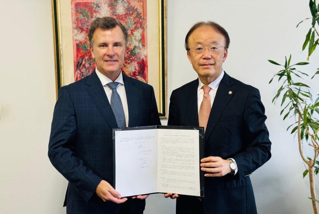 アストラゼネカと日本肥満学会 「肥満症の研究と対策を通じた国民の健康増進のための産学連携に関する協定」を締結